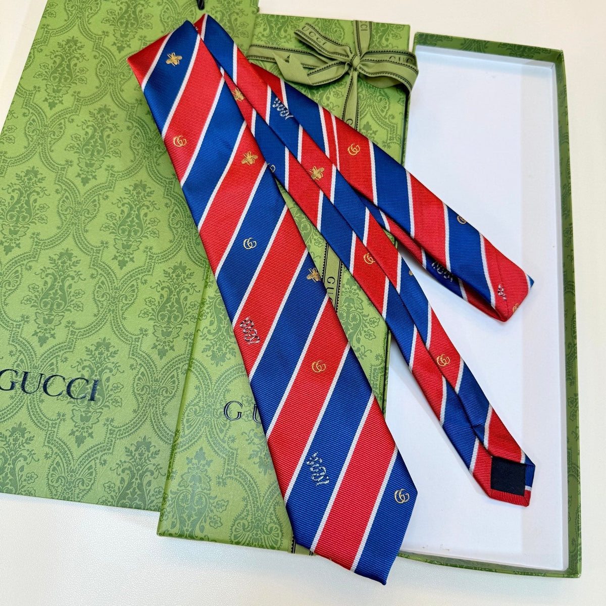 Gucci Style Men's Equestrian Stripe Silk Tie