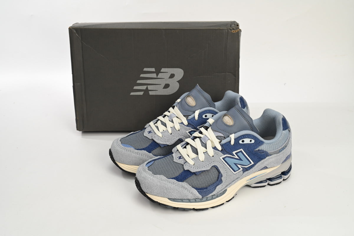 Rsnow New Balance 2002r Protection Pack Purple Reps Sneakers  M2002RDI
