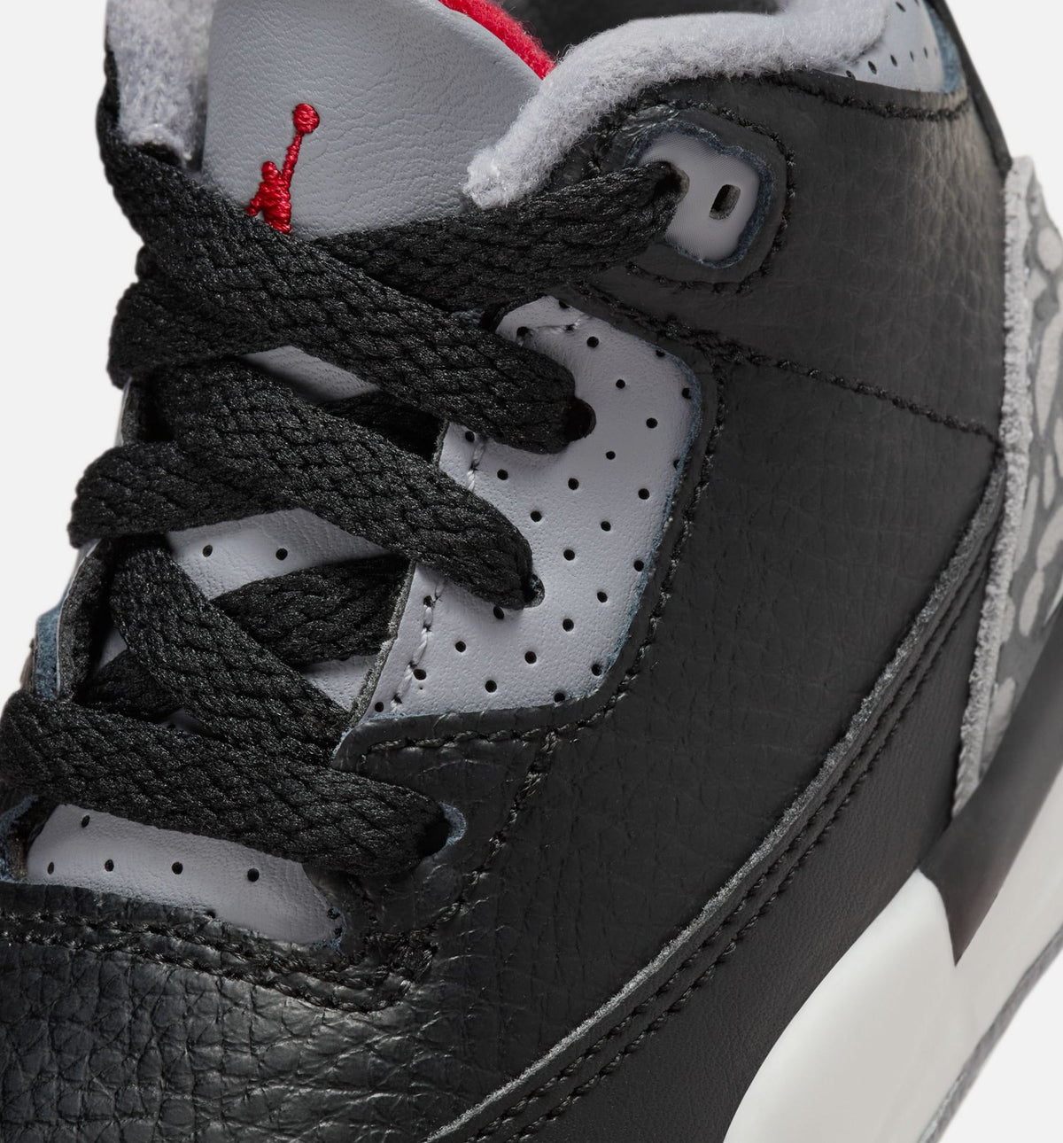 Air Jordan 3 Retro Black Cement – Infant/Toddler Lifestyle Shoe in Black/Fire Red/Cement Grey/Summit White