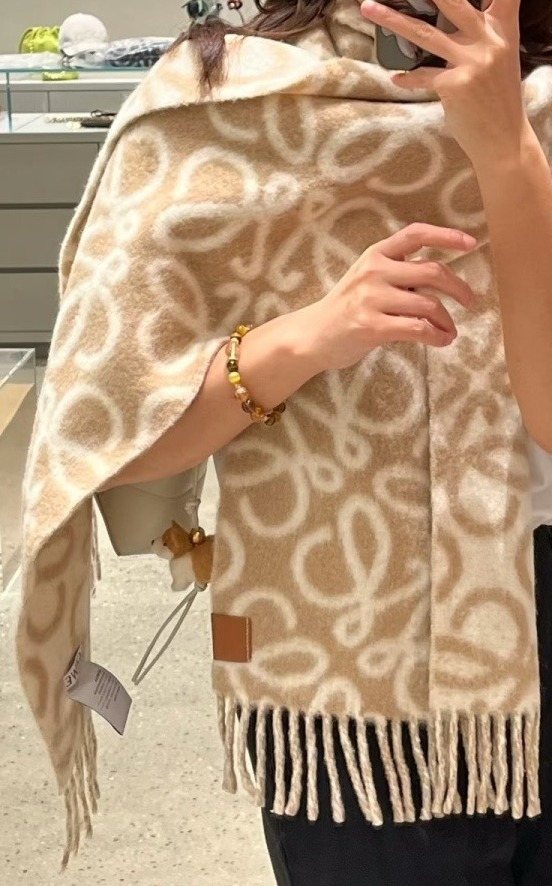 Loewe Loop Motif Fringed Scarf