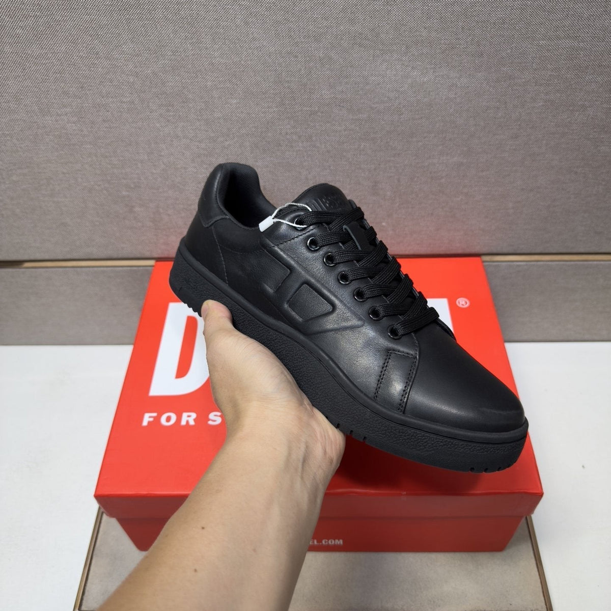 Diesel Men's Low-Top Lace-Up Sneakers - Rounded Toe